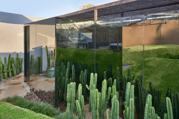 บ้านกระจก สมัยใหม่ ดูดีจริงๆ Glass House