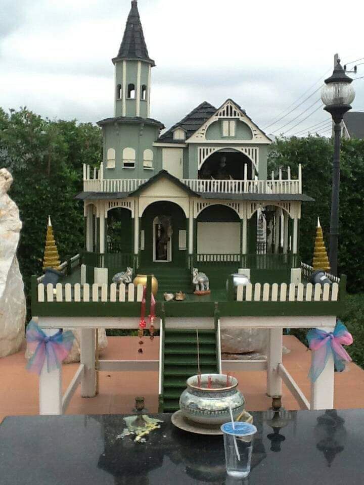 ศาลพระภูมิ สมัยใหม่ ปัจจุบัน