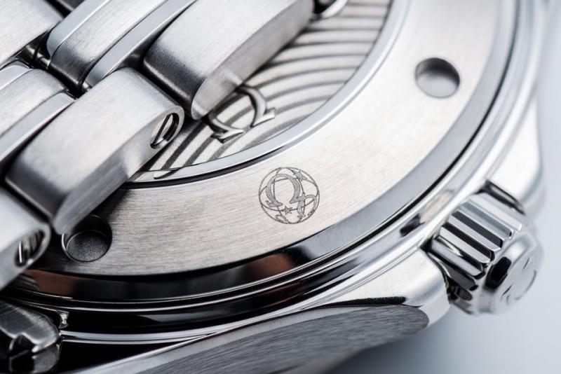 ตรวจสอบ Omega Speedmaster แท้ ปลอม เก๊ เทียม (EN)