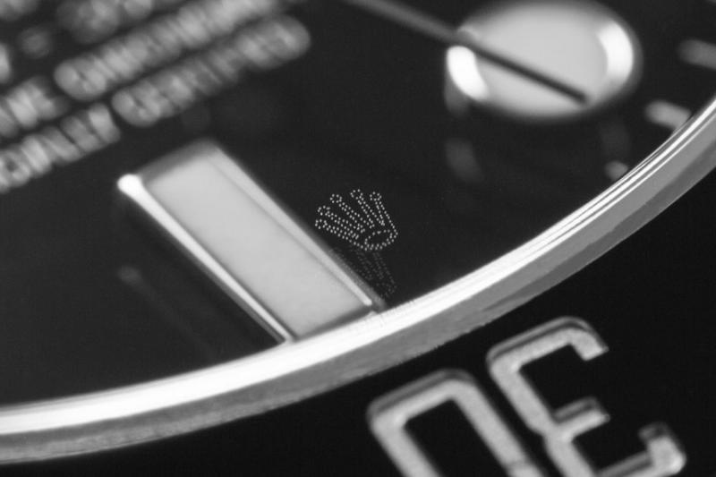นาฬิกา Rolex รุ่นใหม่ๆ จะมีโลโก้ตรามงกุฎอยู่บนกระจกนาฬิกา?