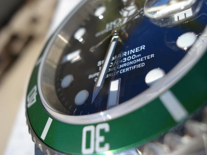 นาฬิกา Rolex รุ่นใหม่ๆ จะมีโลโก้ตรามงกุฎอยู่บนกระจกนาฬิกา?