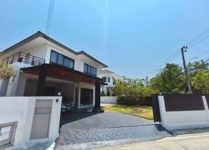 ไอริส ออคิดพาร์ค ศรีนครินทร์-เทพารักษ์ iris orchid park (คุณ pup)